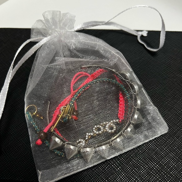 Y2K Bracelet Bundle - Picture 9 of 9
